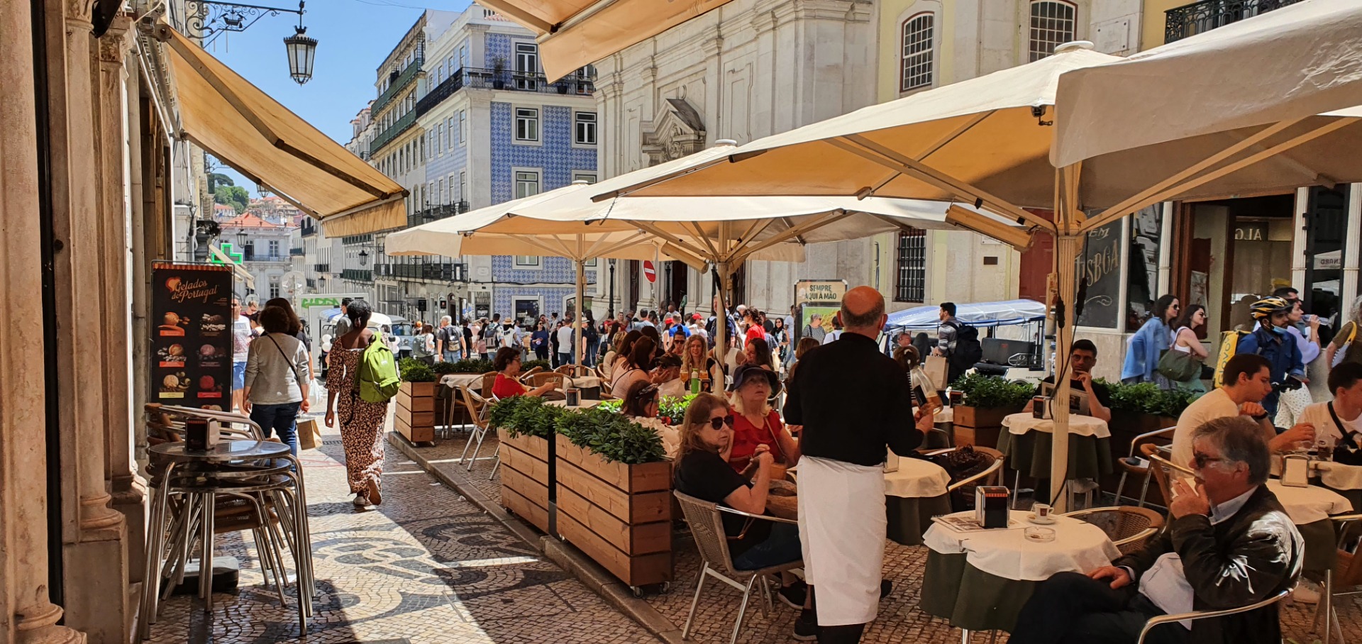 Trinkgeld in Portugal Wie viel geben und wann?